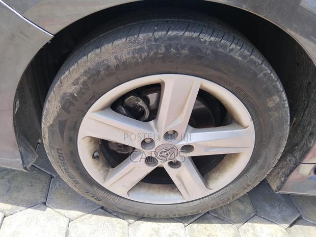 Toyota Camry 2013 Gray