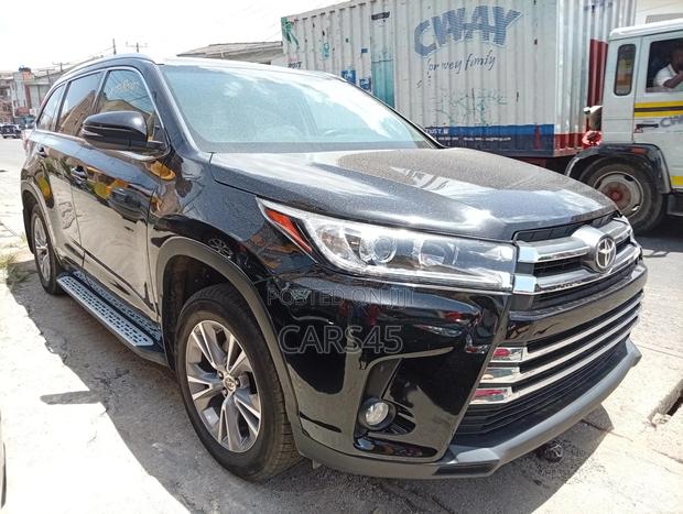 Toyota Highlander 2015 Black