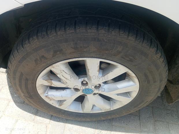 Nissan Murano 2011 White