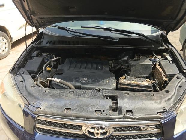 Toyota RAV4 2008 Black