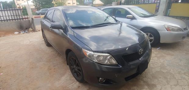 Toyota Corolla 2010 Gray