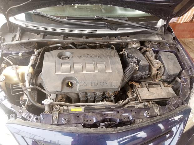 Toyota Corolla 2012 Blue