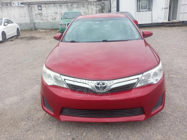 Toyota Camry 2015 Red
