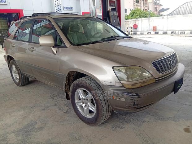Lexus RX 2002 Gold