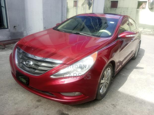 Hyundai Sonata 2013 Red