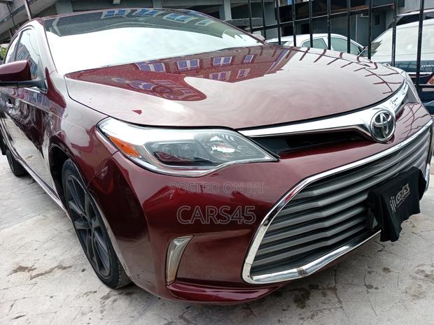 Toyota Avalon Limited Sedan FWD (3.5L 6cyl 6A) 2013 Brown