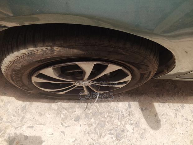 Toyota Corolla Sedan Automatic 2005 Green