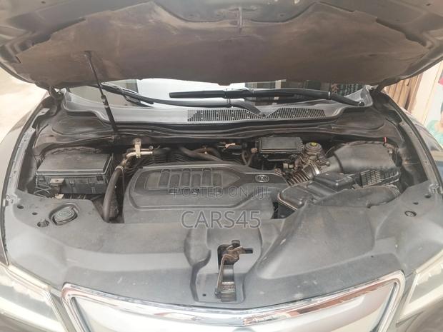 Acura MDX SUV 4dr FWD (3.5L 6cyl 9A) 2016 Gray