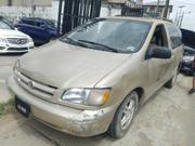 Toyota Sienna 1999 Gold for sale