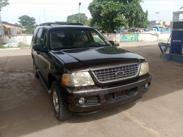 Ford Explorer 2005 Gray