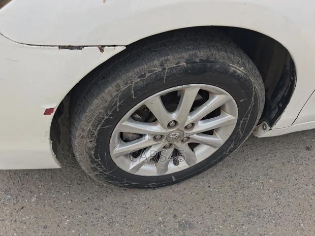 Toyota Camry 2010 Silver