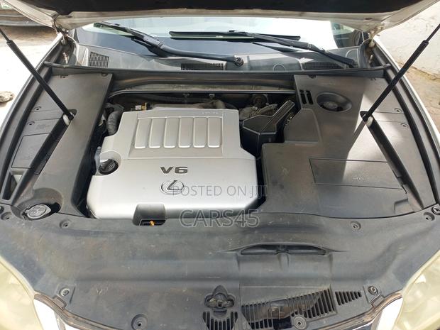Lexus ES 2011 White