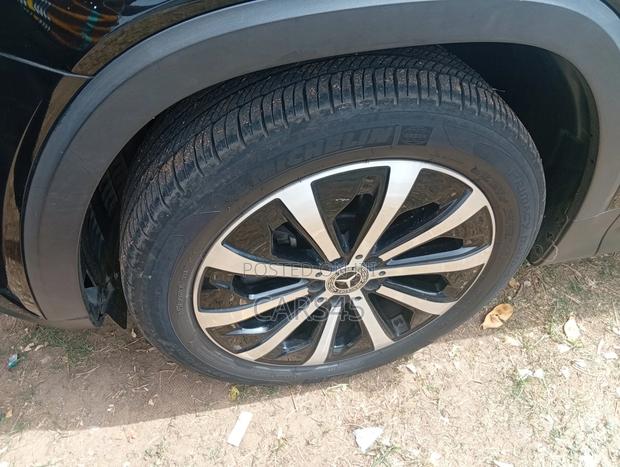 Mercedes-Benz GLB-Class 2021 Black