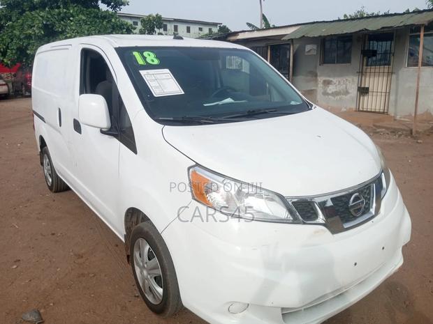 Nissan NV200 2018 White