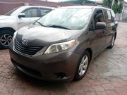 Toyota Sienna 2012 Gray for sale