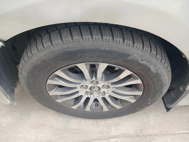 Toyota Sienna XLE AWD 2019 Silver