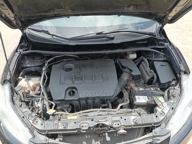 Toyota Matrix 2012 Blue