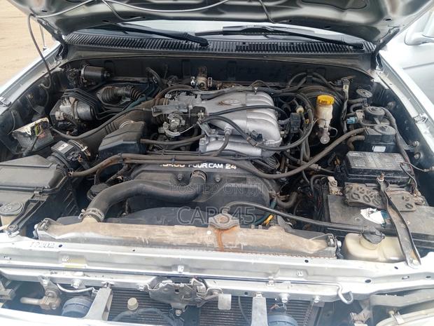 Toyota 4-Runner 2001 Silver