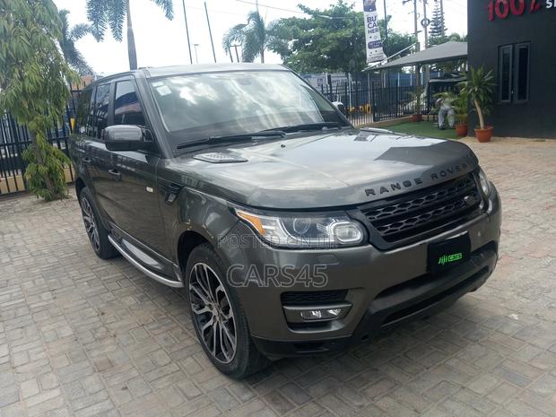 Land Rover Range Rover 2012 Gray
