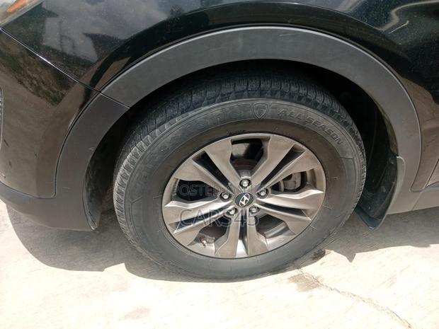 Hyundai Santa Fe 2014 Black