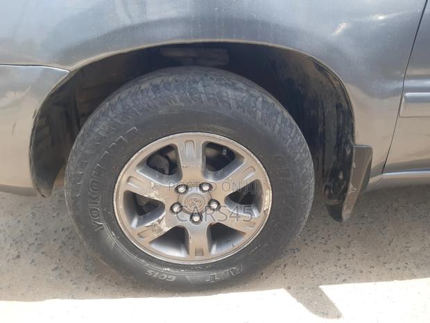 Toyota Highlander 2006 Gray