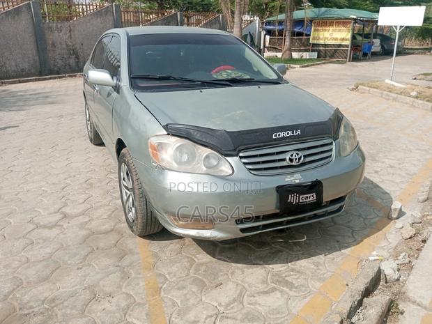 Toyota Corolla 2003 Gray