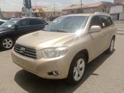 Toyota Highlander 2010 Gold for sale