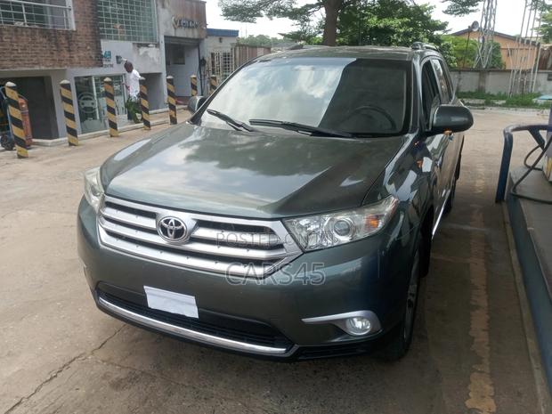 Toyota Highlander 2013 Green