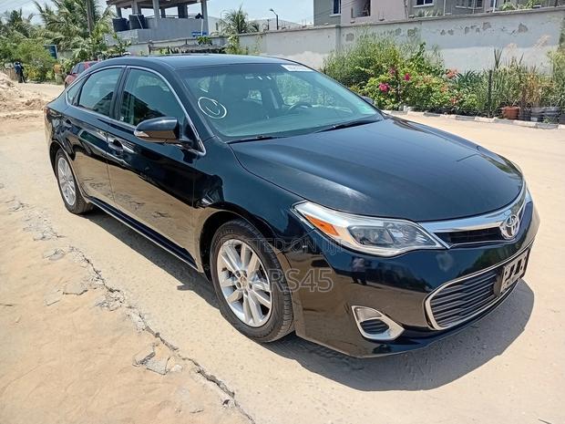 Toyota Avalon XLE Premium 4dr Sedan (3.5L 6cyl 6A) 2015 Black