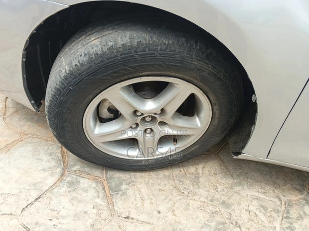 Toyota Camry 2009 Silver