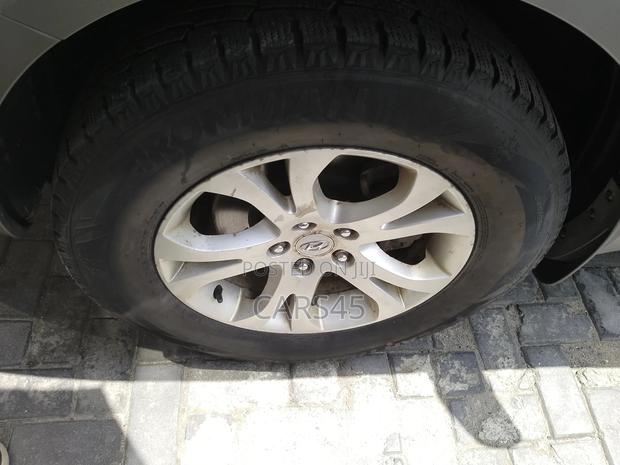 Hyundai Veracruz 2012 Black
