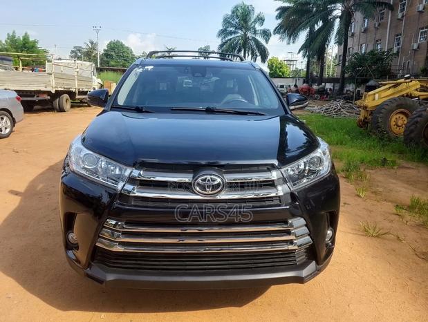 Toyota Highlander XLE 4dr SUV (3.5L 6cyl 6A) 2015 Black