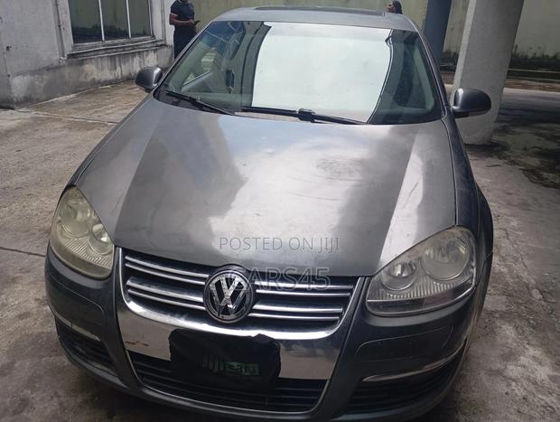 Volkswagen Jetta 2009 Gray