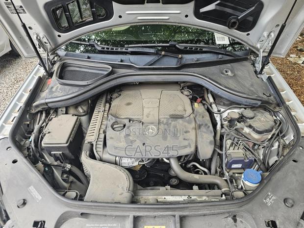 Mercedes-Benz GLE-Class 2016 Silver
