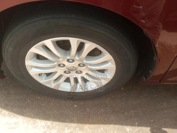 Toyota Sienna L 7 Passenger (3.5L 6cyl 6A) 2016 Red