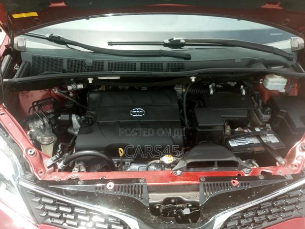 Toyota Sienna L 7 Passenger (3.5L 6cyl 6A) 2016 Red