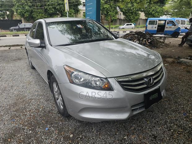 Honda Accord 2008 Silver