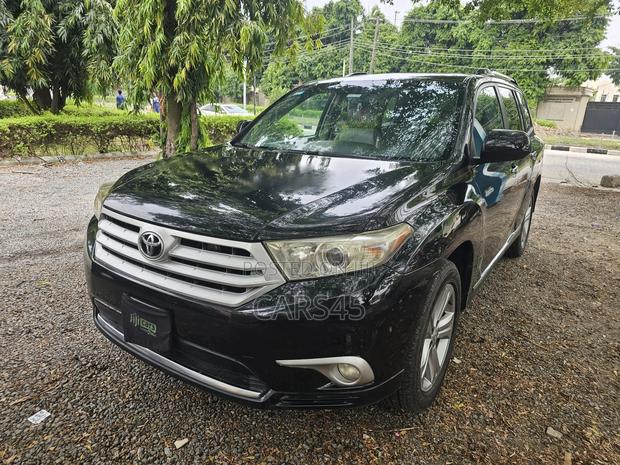 Toyota Highlander 2012 Black
