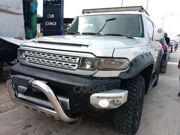 Toyota FJ Cruiser Base 4x4 2007 Silver