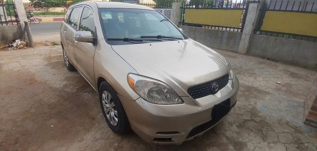 Toyota Matrix 2003 Gold
