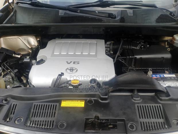 Toyota Highlander 2009 Gold