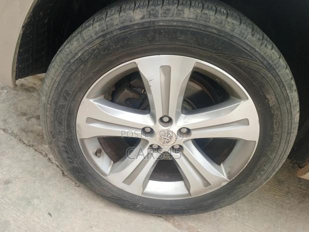 Toyota Highlander 2009 Gold