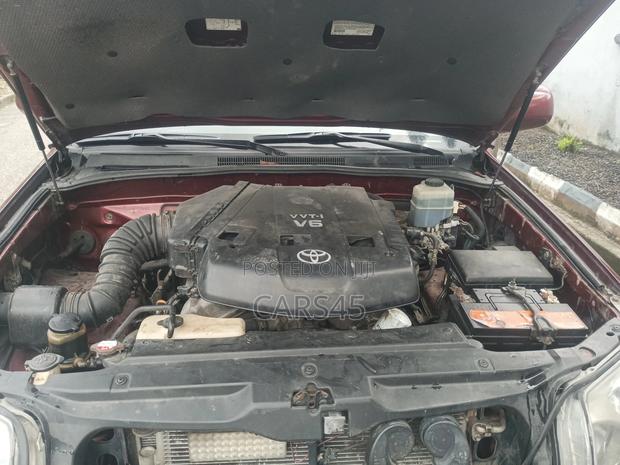Toyota 4-Runner Limited V6 4x4 2005 Red