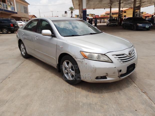 Toyota Camry 2007 Silver