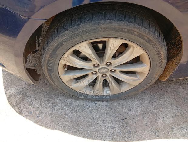 Hyundai Sonata Limited 2.0T Sedan (2.0L 4cyl 6A) 2013 Blue