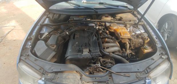 Volkswagen Passat 1997 Blue