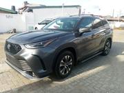 Toyota Highlander 2021 Gray for sale