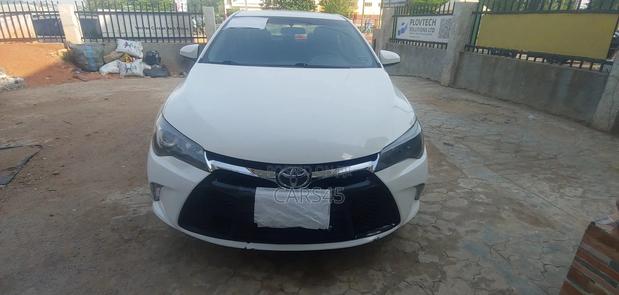 Toyota Camry 2015 White