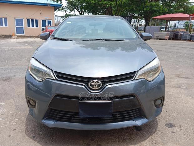 Toyota Corolla 2014 Gray