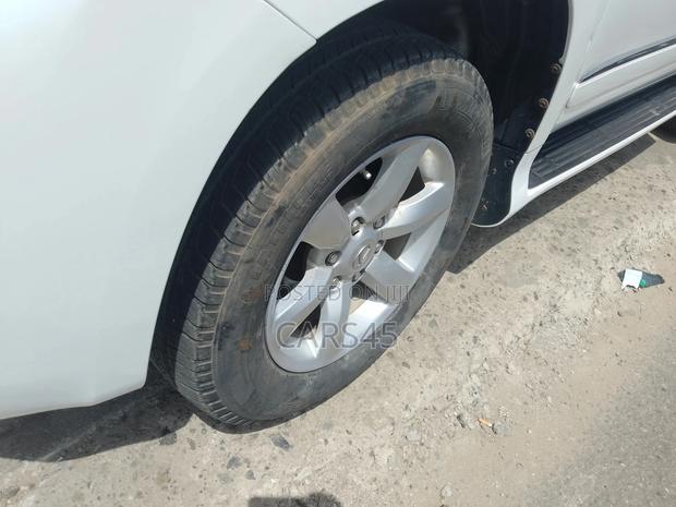 Lexus GX 2013 White